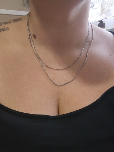 Customer photo review of Flat Serpentine Chain Necklace