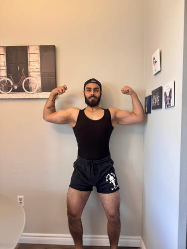 Customer photo review of 1132 - Golds Gym Bodybuilding Shorts