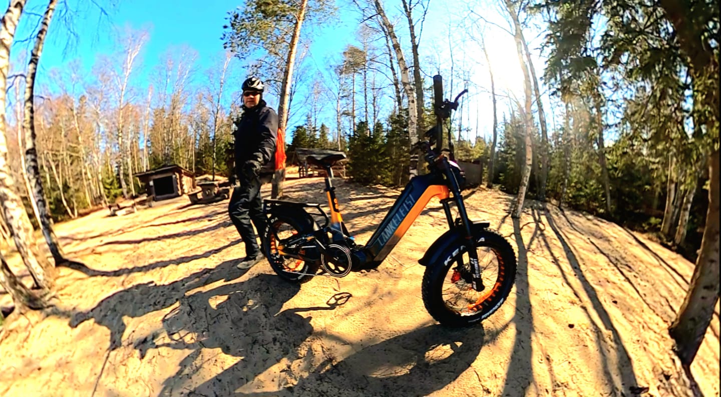 Customer photo review of Lankeleisi RX800 Plus 2025 Version 1000W 20" Fat Bike 960Wh Full Suspension Electric Bike with Torque Sensor 48V 20Ah Battery SUV E-Bike [Pre-order]