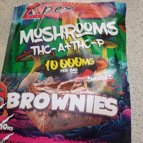 Customer photo review of Chocolate Chip Cookies THC-A + THC-P 10,000mg