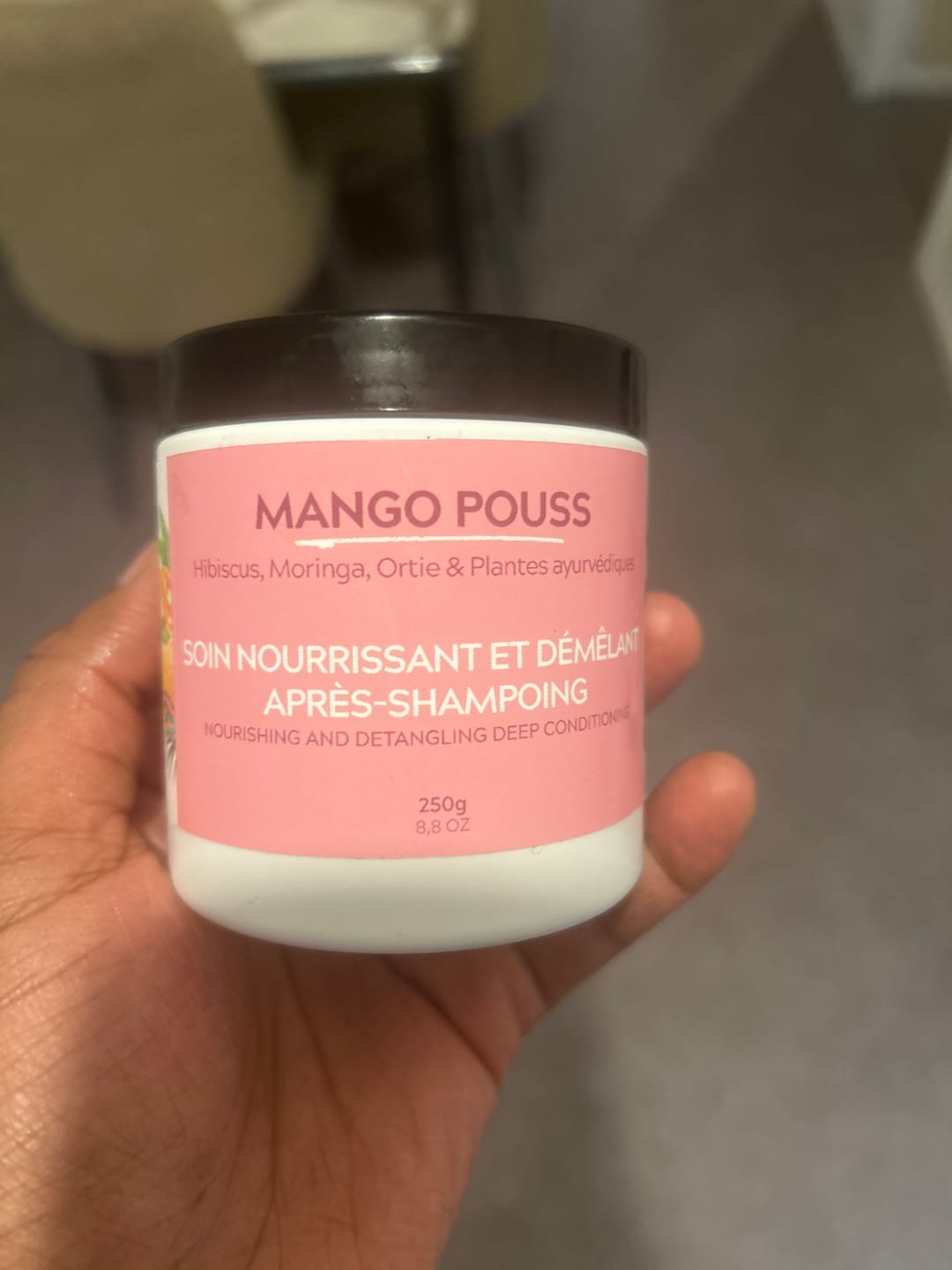 Customer photo review of Soin nourrissant et démêlant après-shampoing - POUSS