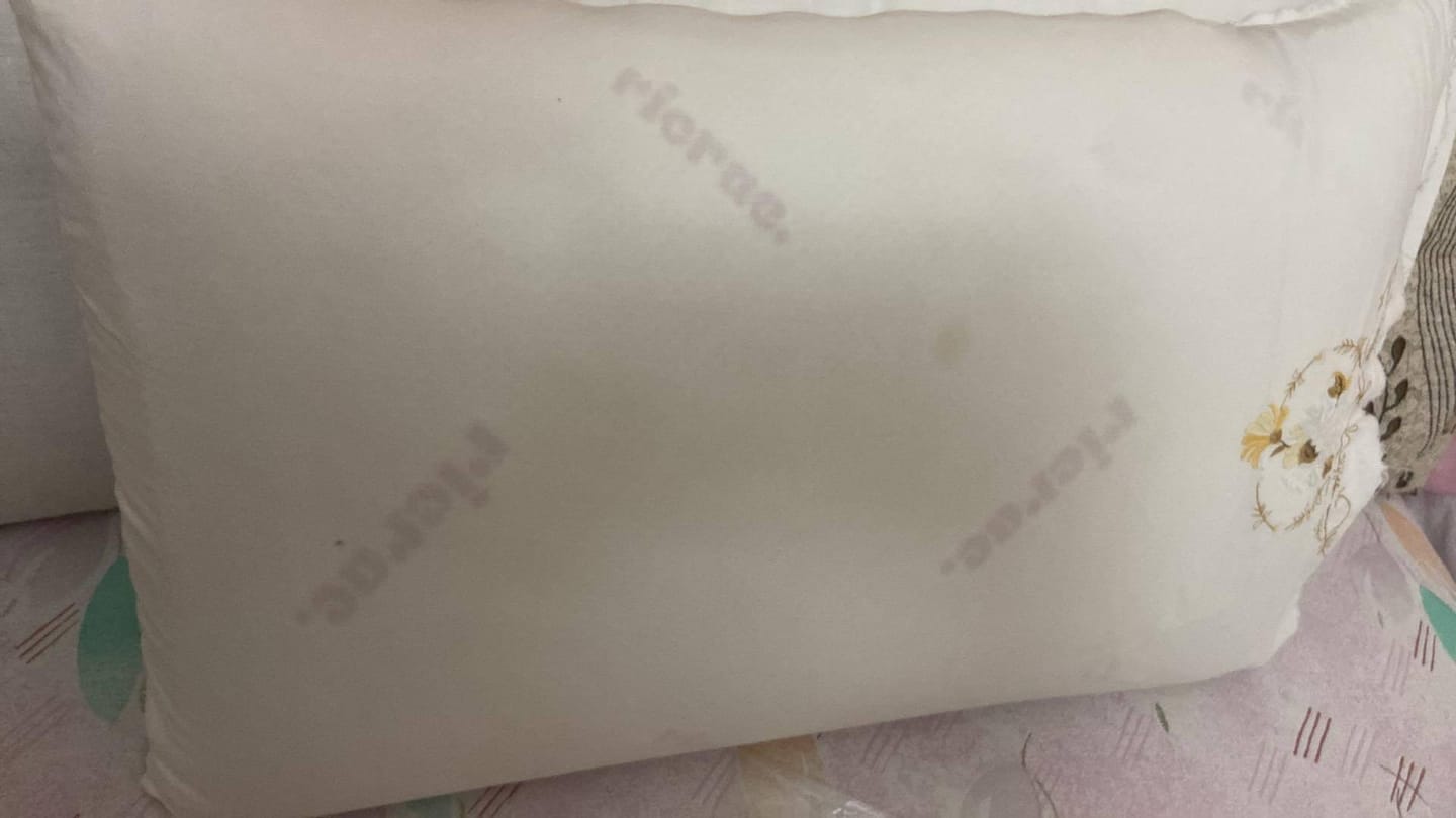 Customer photo review of Cooling Memory Foam Gel Pillow- Soft
