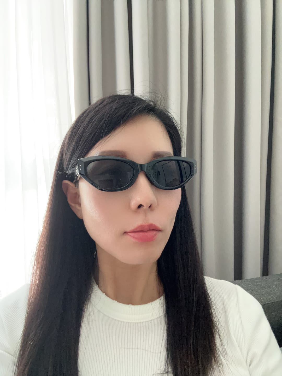 Customer photo review of Kyoto Oval Framed Sunglasses