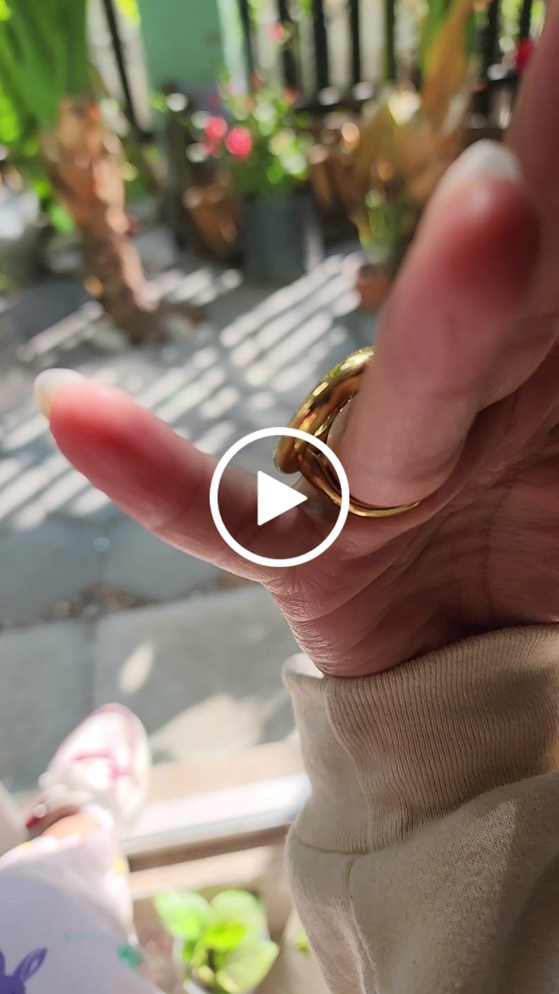 Customer video review of Anillo Rust
