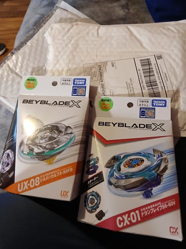 Customer photo review of Takara Tomy Beyblade X CX-01 DranBrave S6-60V