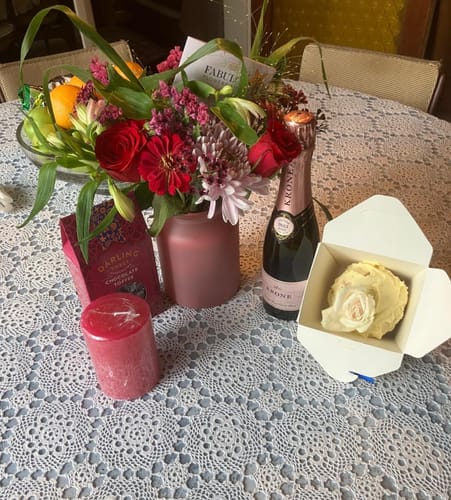 Customer photo review of Bloom and Bubble Flower and Gift Set