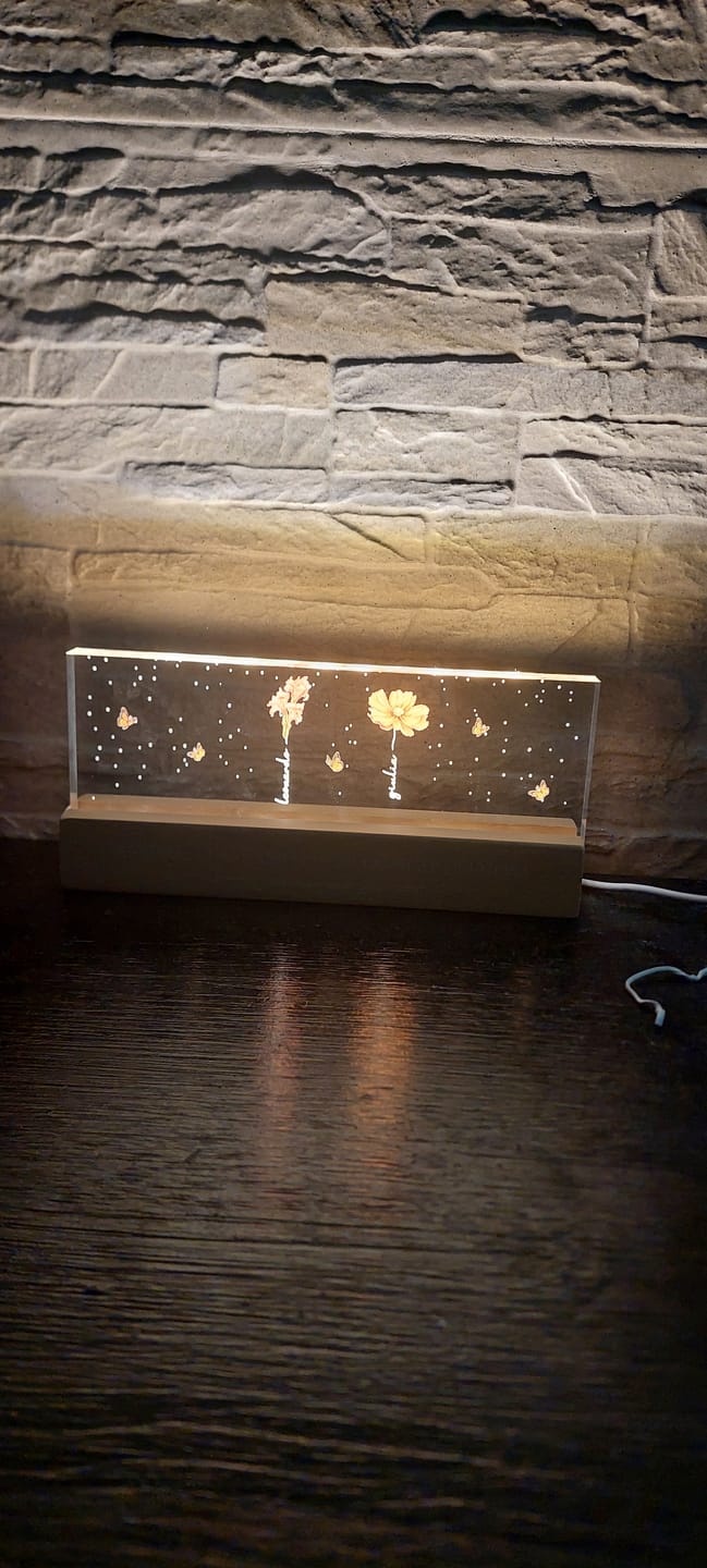 Customer photo review of lI giardino di Nonna - LED Supporto con fiori di nascita per Mamma e Nonna