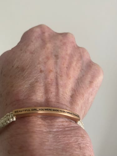 Customer photo review of BEAUTIFUL GIRL, YOU WERE MADE TO DO GREAT THINGS ROPE BRACELET