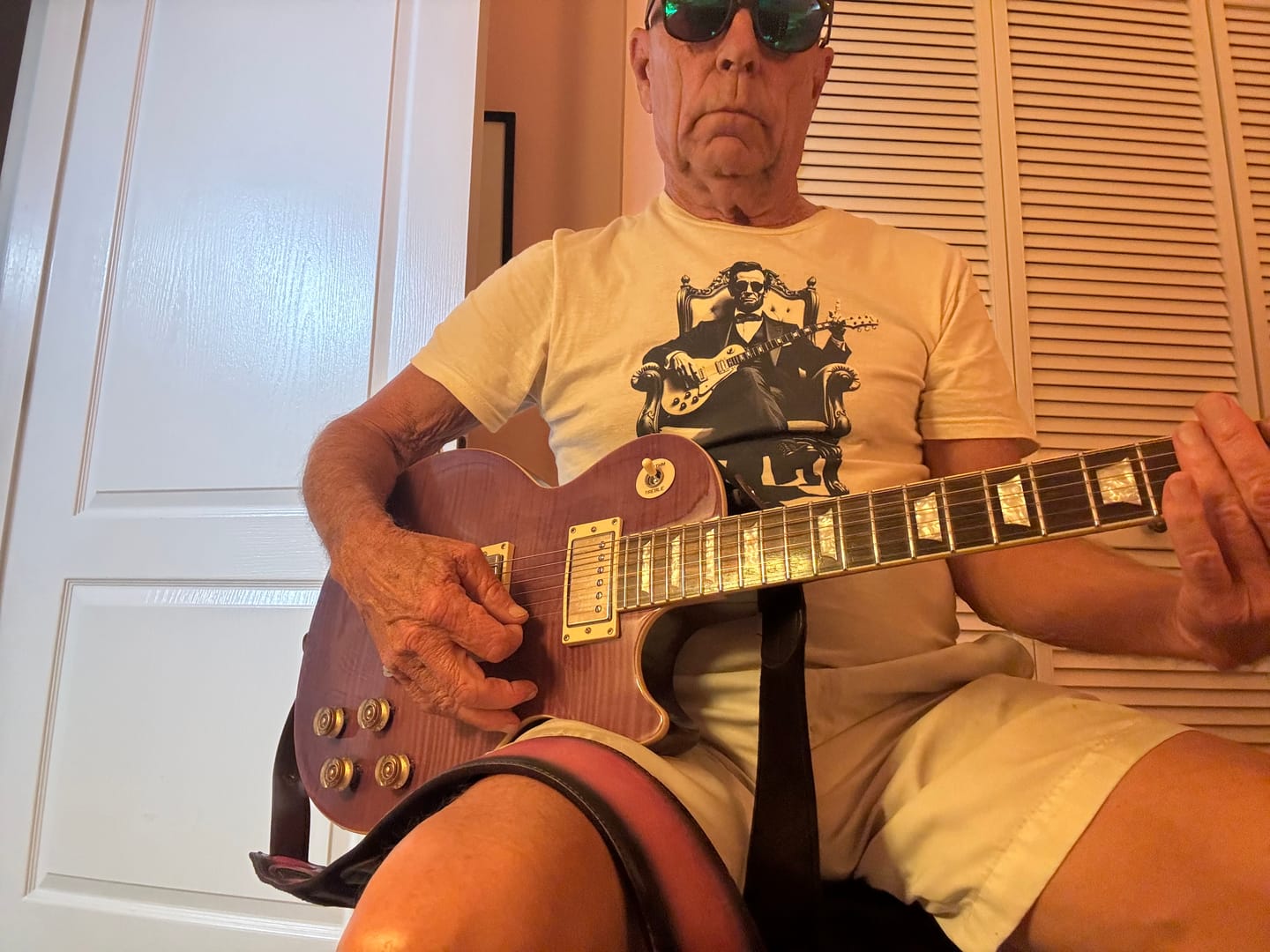 Customer photo review of Lincoln Playing T-Shirt