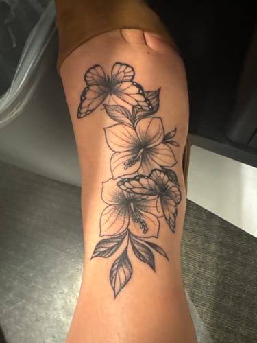 Customer photo review of Painless Tattoo Numbing Cream