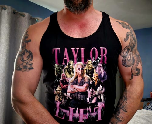 Customer photo review of TAYLOR LIFT Tank Top