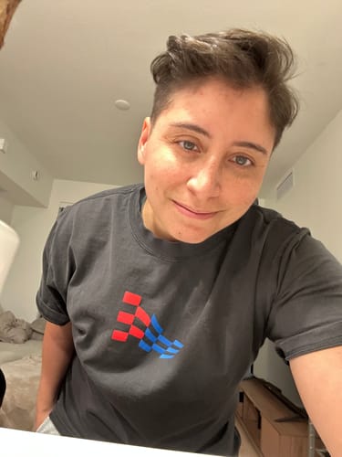 Customer photo review of M-POWER HEAVY-WEIGHT BOX TEE