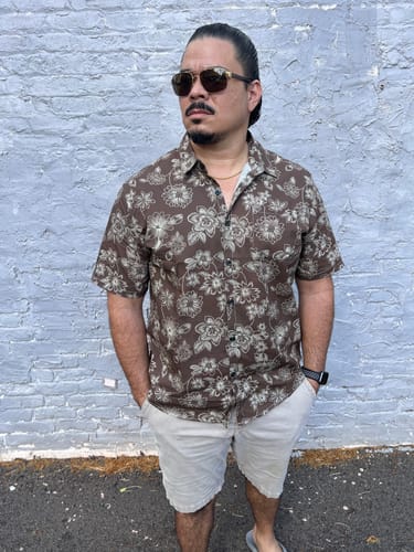 Customer photo review of Men's Floral Brown Hawaiian Holiday Short Sleeve Shirt