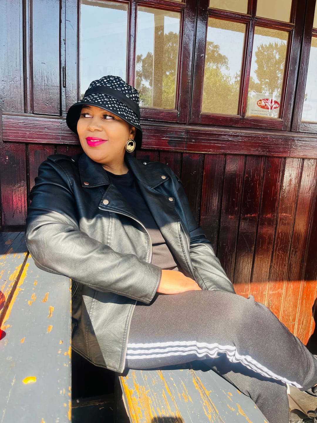 Customer photo review of Era Bucket Hat