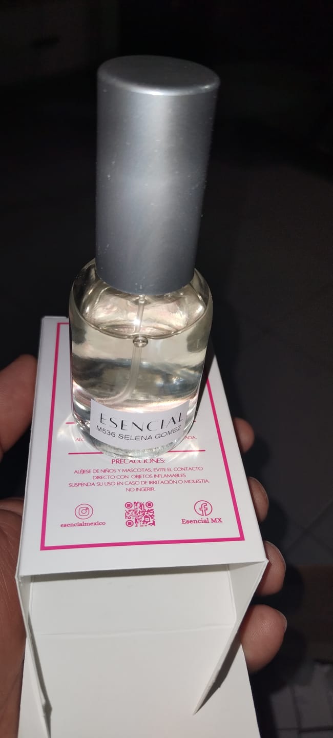 Customer photo review of M536 Inspirado en: Selena Gomez Eau de Parfum - Selena Gomez