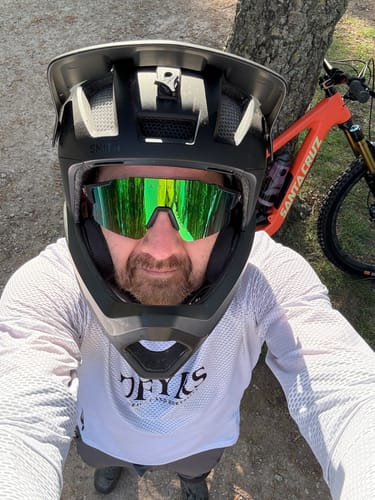 Customer photo review of Deathray™ | Emerald Sky Lens VLT 28% | Cat. 2