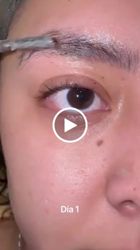 Customer video review of Suero para pestañas y cejas