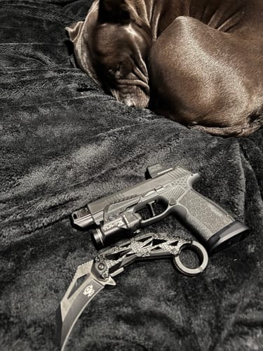 Customer photo review of Talon Folding Karambit