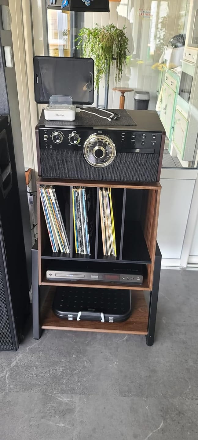 Customer photo review of Eiffel RS05 Record Player Stand