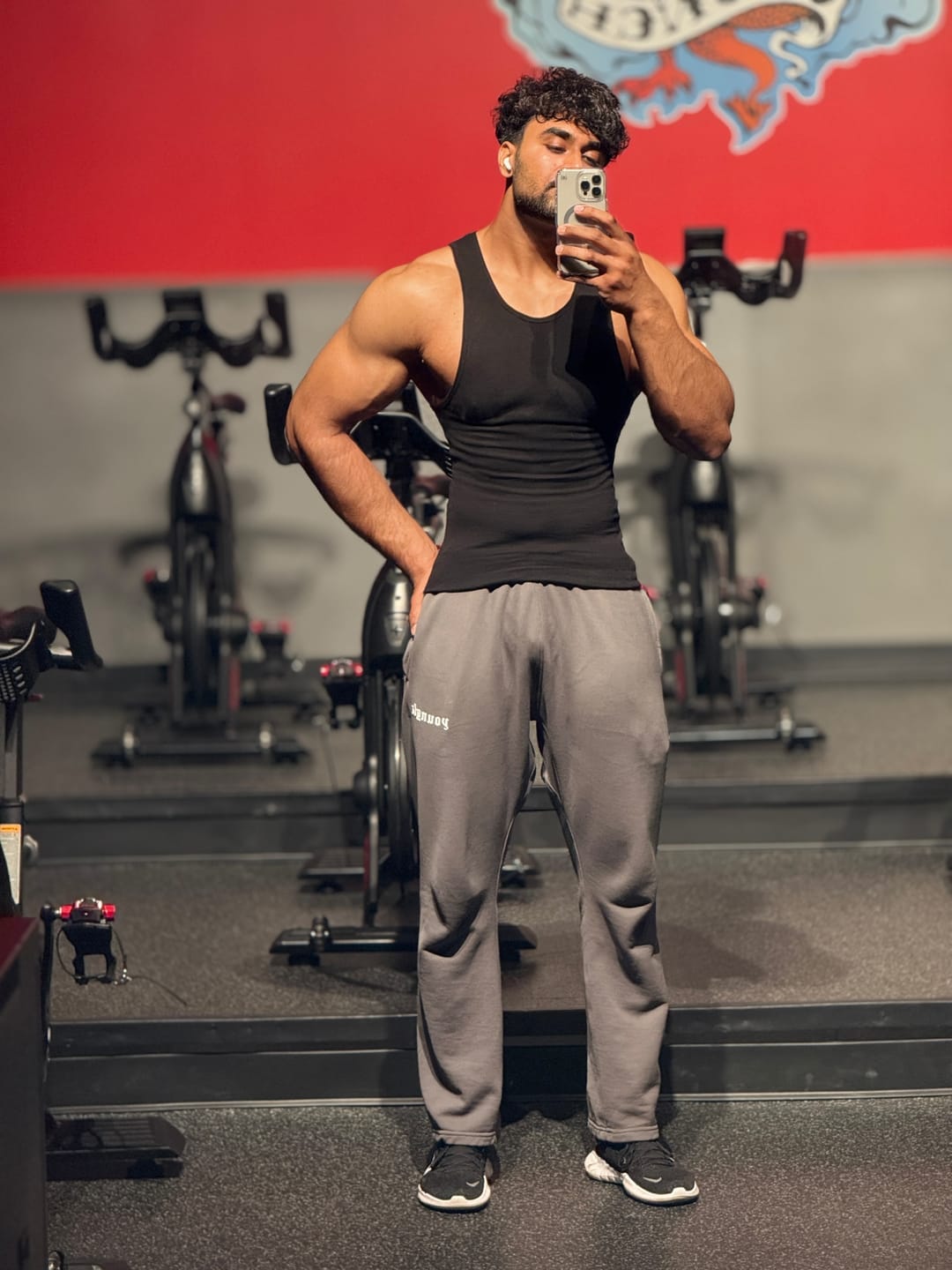 Customer photo review of 216 Eternal No Cuff Sweats