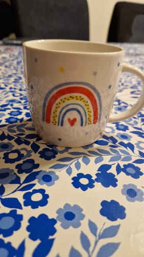 undefined review of Tasse Regenbogen "Gott liebt dich so wie du bist" image 1 out of 1