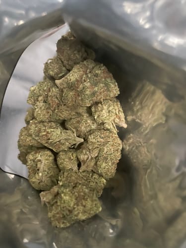 Customer photo review of Strawberry Cough THCA Flower