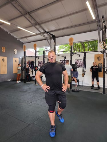 Customer photo review of Barbell Grip Shirt, Black