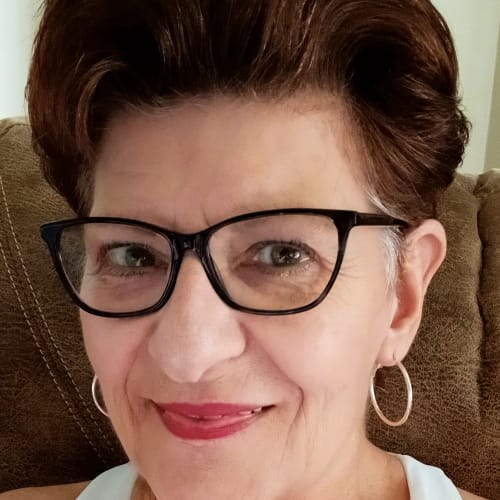 Customer photo review of Emma