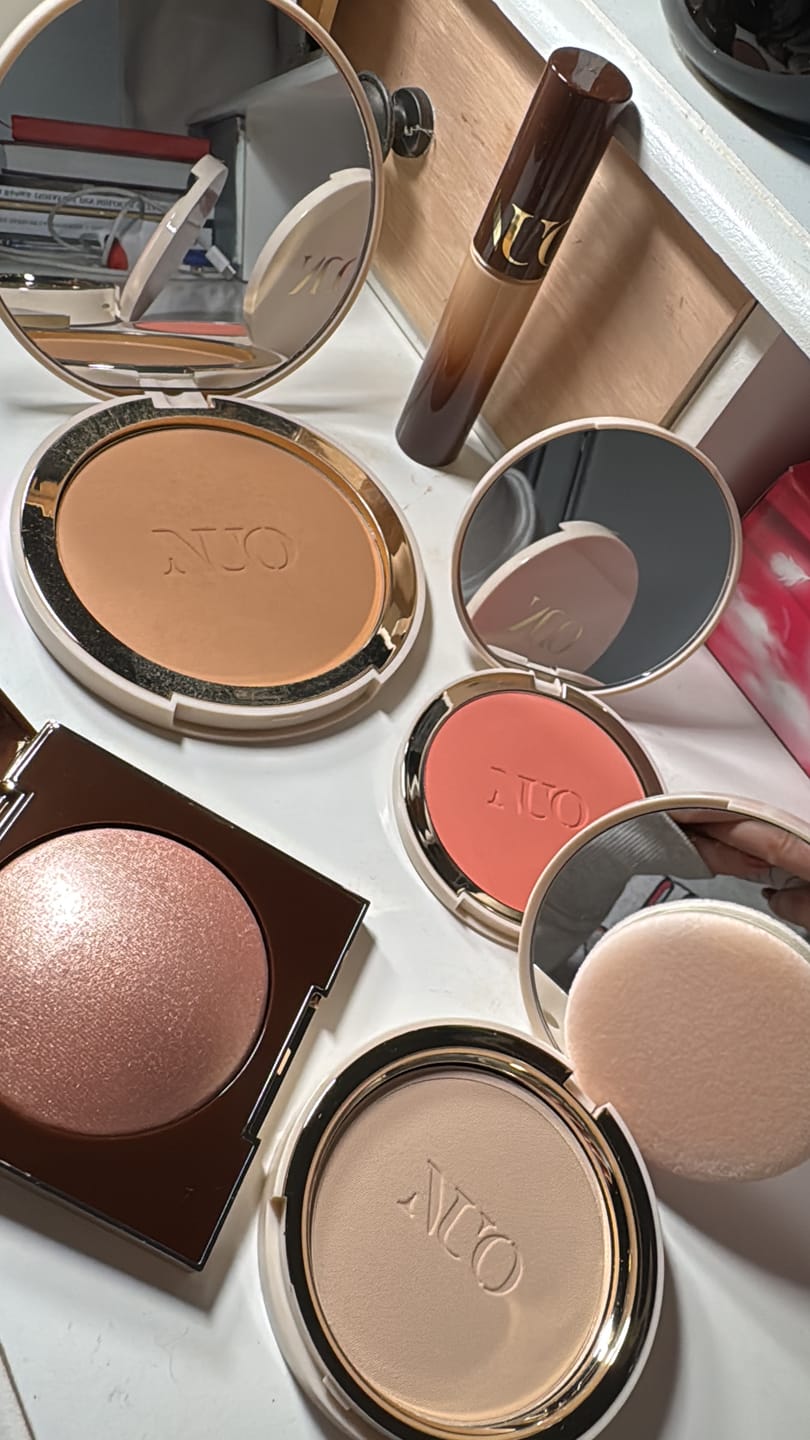 Customer photo review of Set Bronzer, Blush si Highlighter (3 produse)
