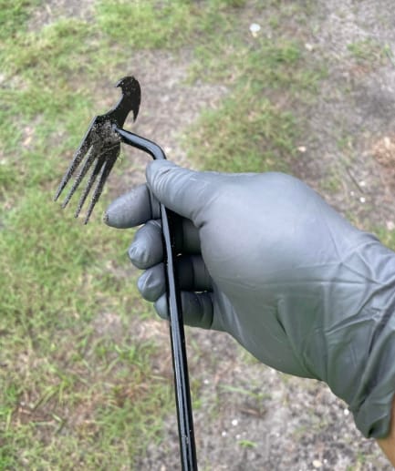 Customer photo review of GardenMate™ - Uprooting Tool