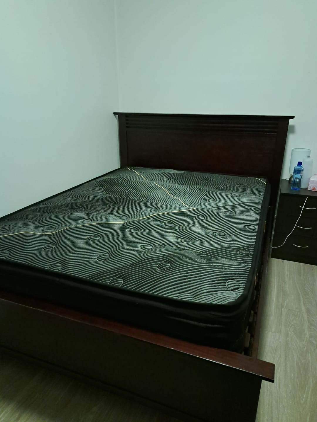 Customer photo review of Dreamz 35cm Bamboo Euro Top Pocket Spring Mattress – Black