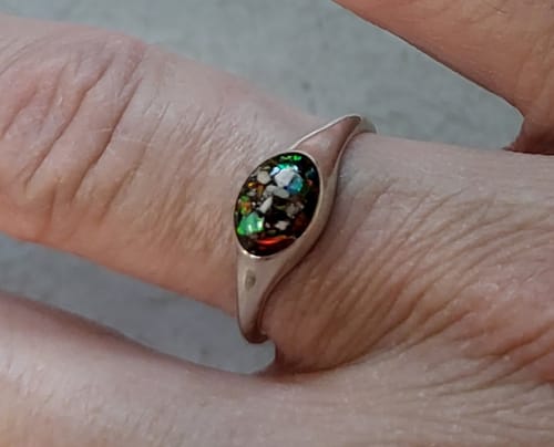 Customer photo review of Silver Oval Ring with Cremation Ashes