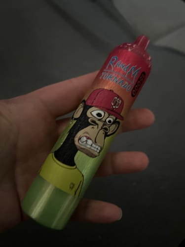 Daniela D. review of Tornado Vape 15000 - Strawberry Watermelon Lemonade image 1 out of 1