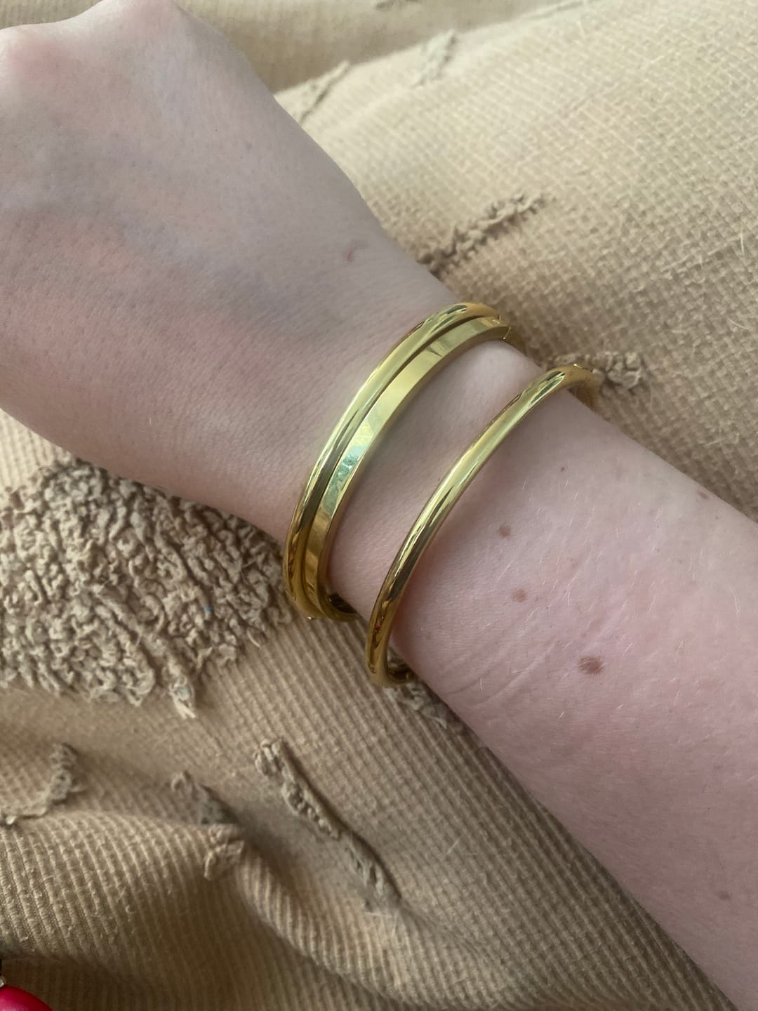 Customer photo review of Everyday Stackable Halo Bangle