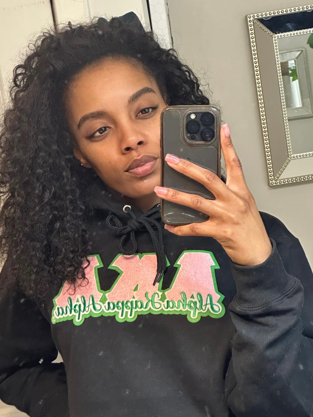 Customer photo review of Burmese Hair Curly Bundles