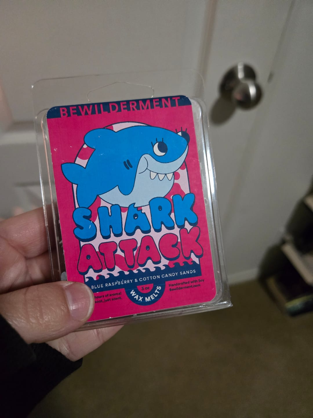 Customer photo review of Shark Attack Wax Melts
