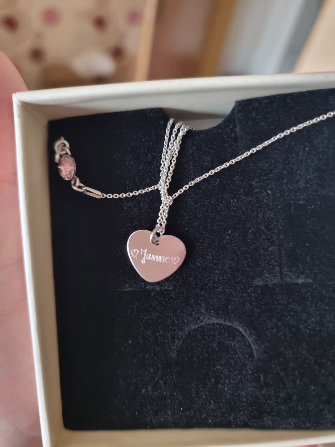 Customer photo review of Herzkette mit Gravur