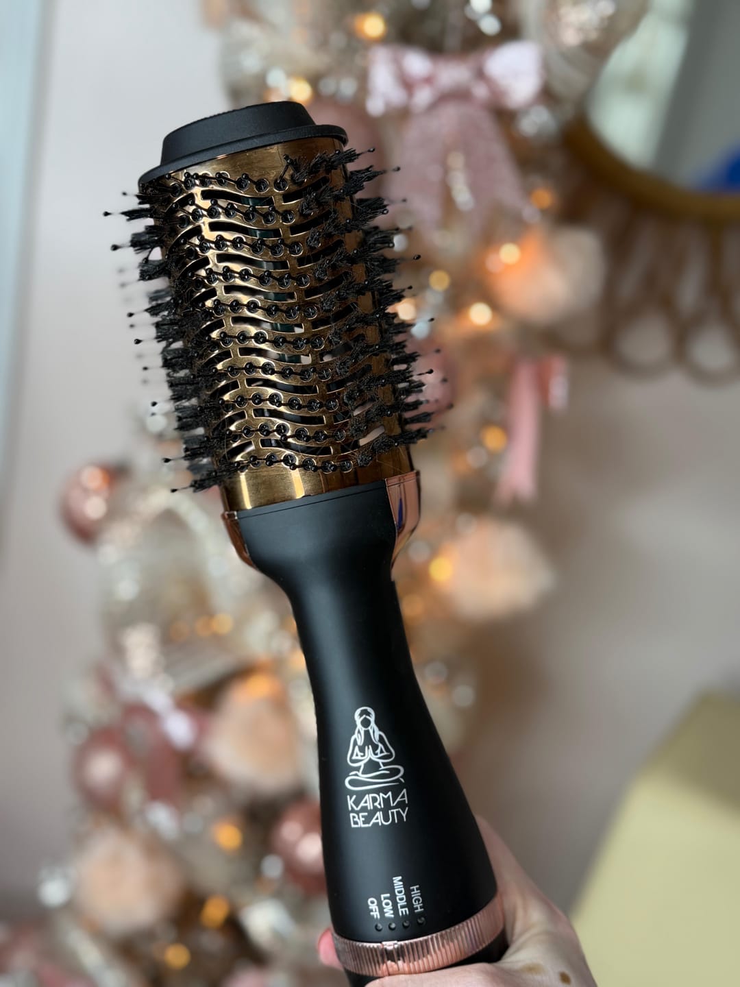 Customer photo review of Cosmic Wave Blow Dryer Brush