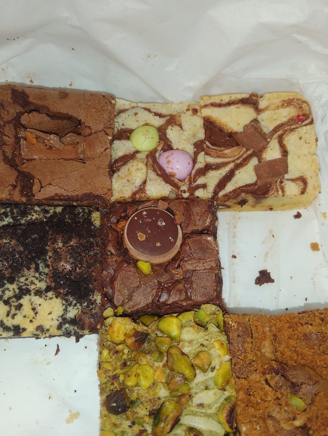 Customer photo review of Brownie & Blondie Mixed Box