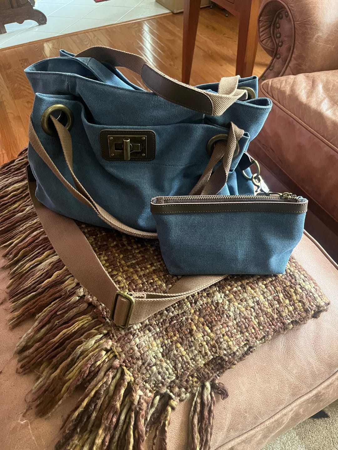 Customer photo review of TROCADERO (SMALL)