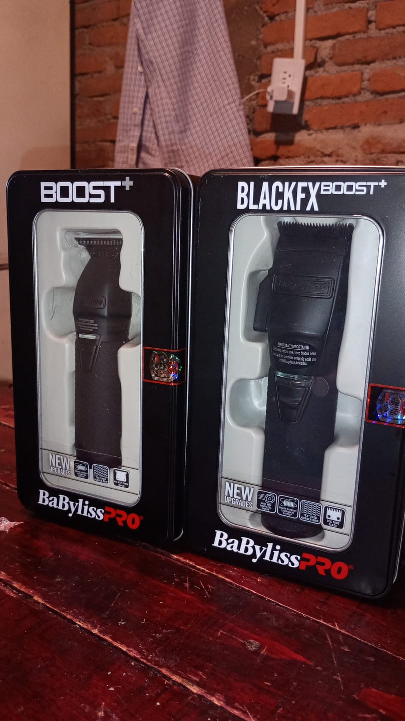 Customer photo review of BaByliss PRO - Combo Clipper Boost+ & Trimmer Boost+