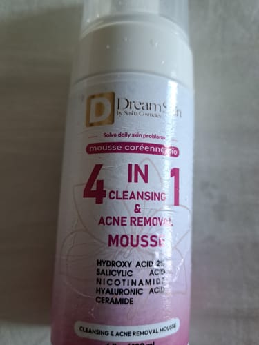 Customer photo review of 4 IN 1 MOUSSE NETTOYANTE ET ANTI ACNE