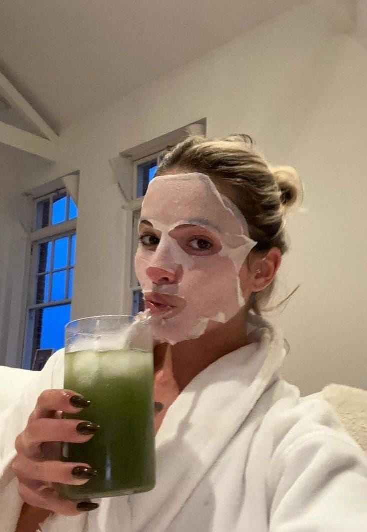 Customer photo review of Korean Glass Skin Collagen Overnight Face Mask