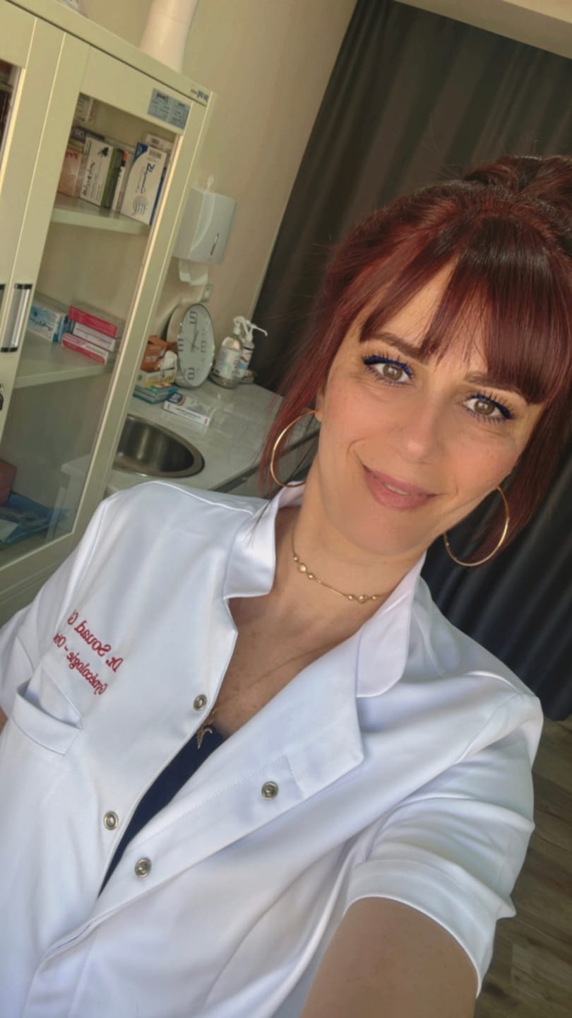 Customer photo review of Blouse PRO™ Demi Manches Col Officier - Femme