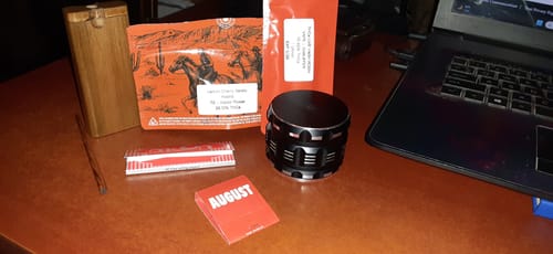 Customer photo review of Live Hash Rosin Disposable Vape