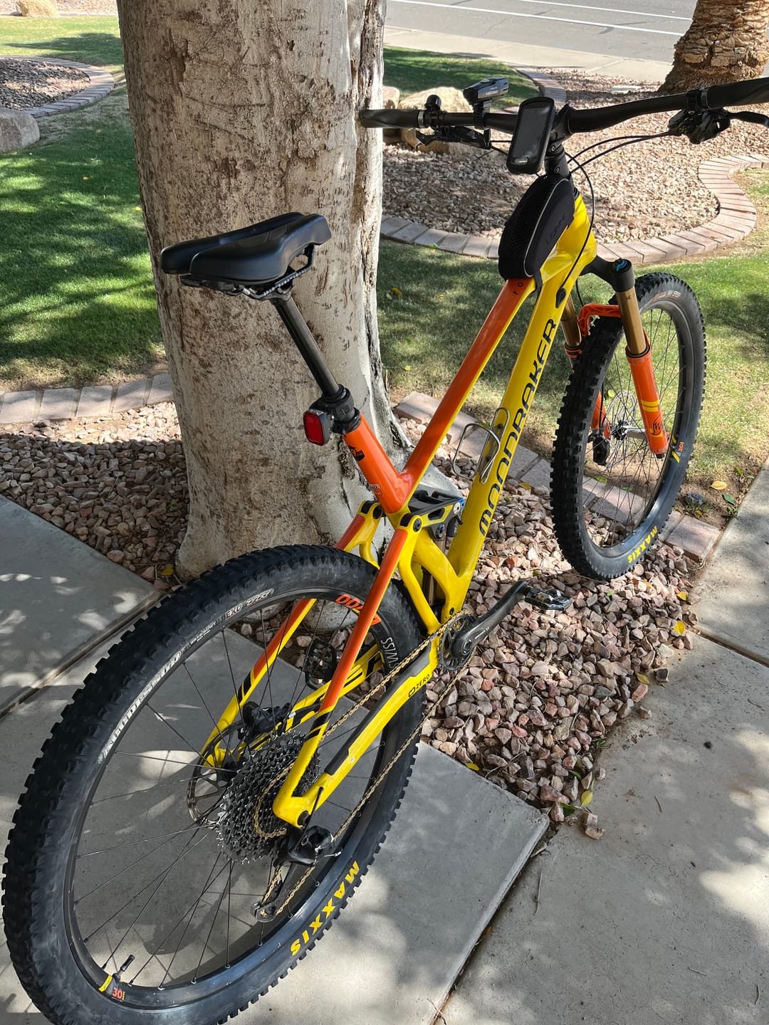 Customer photo review of Bonneville Distance