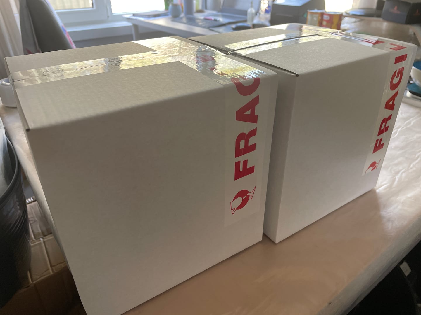 Customer photo review of 200 x 200 x 200mm Regular Slotted Mailing Box White B7