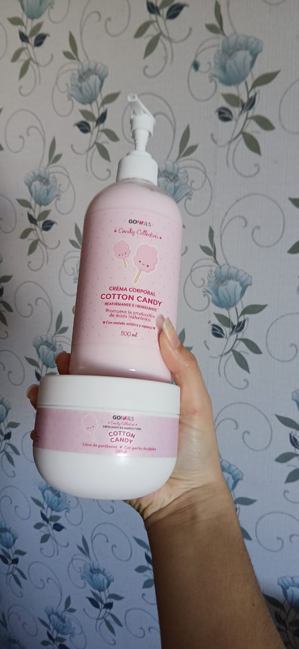 Customer photo review of Crema de Cuerpo Reafirmante e Hidratante Cotton Candy 500 ml