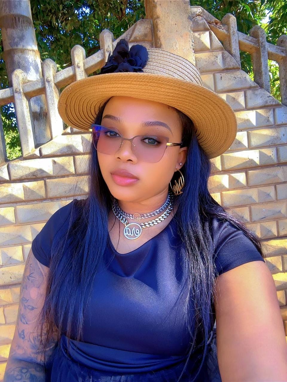 Customer photo review of Era Luxe Gold Choker
