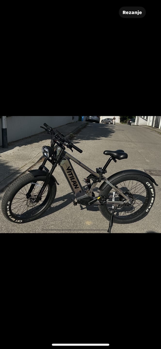 Customer photo review of T7 Full Suspension Mountain E-bike